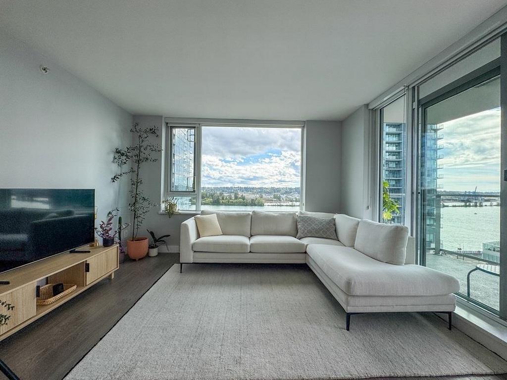 Listing Image for R3090647