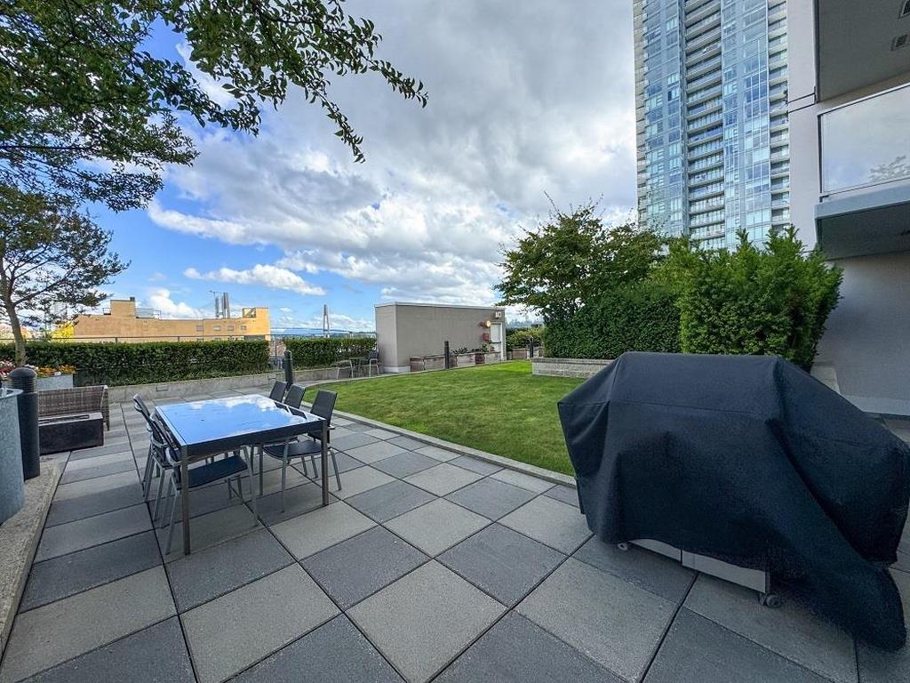 Listing Image for R3090647