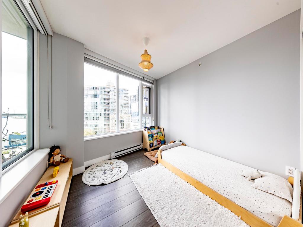 Listing Image for R3090647