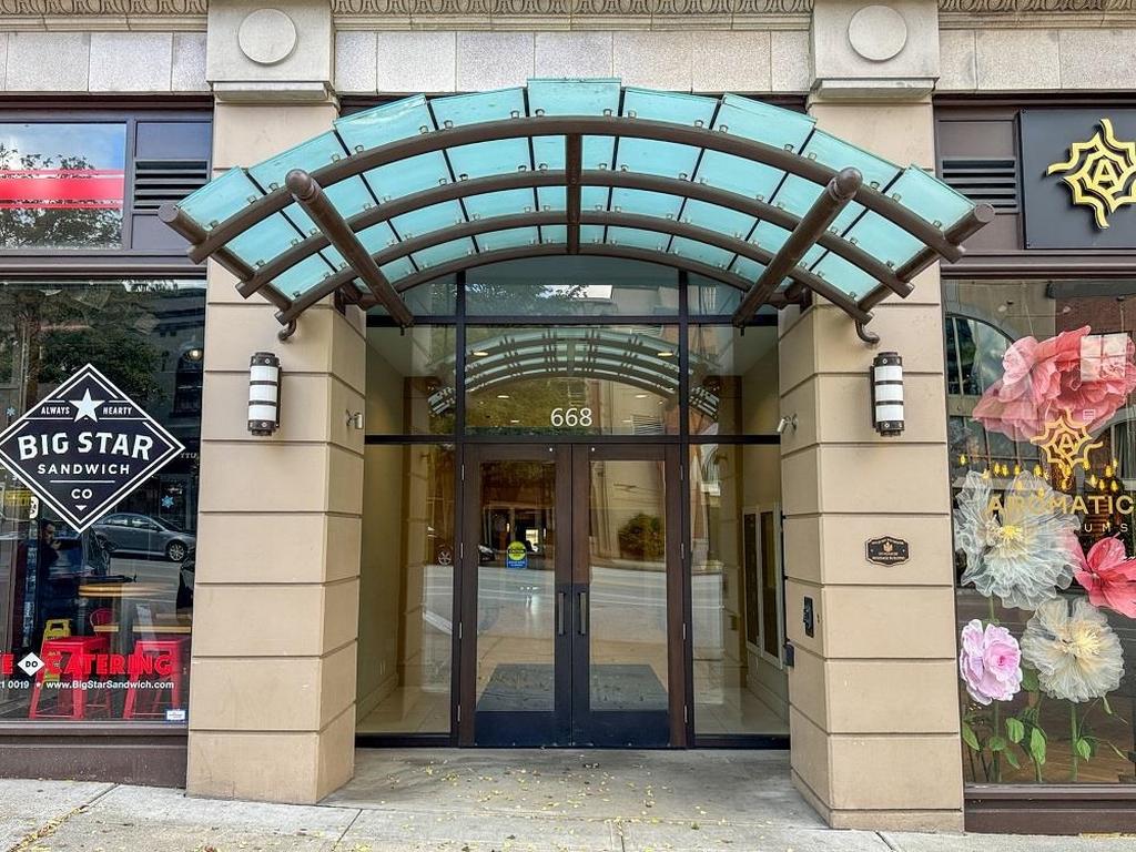 Listing Image for R3090647