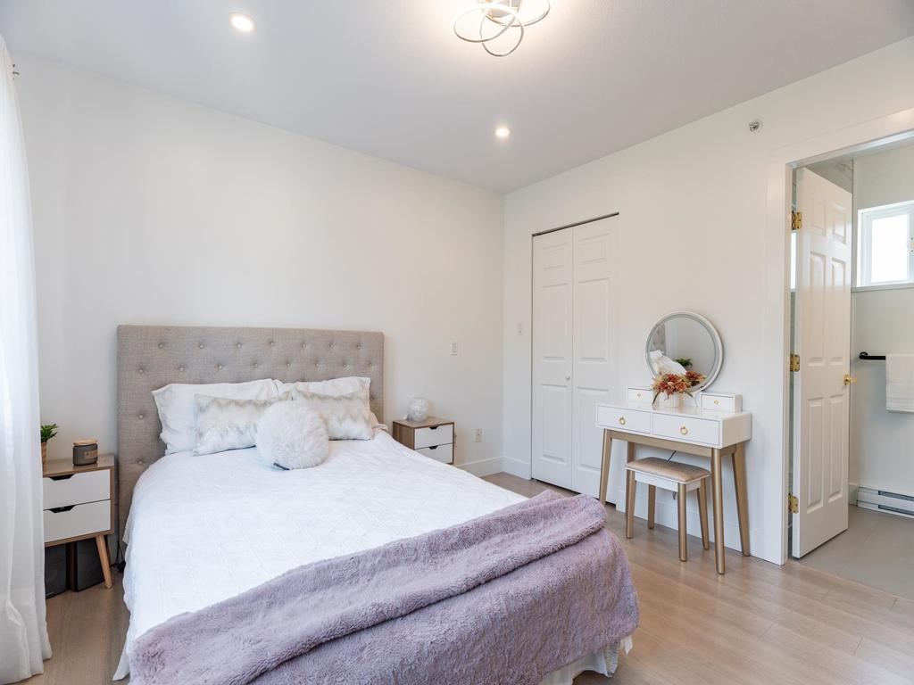 Listing Image for R3090653