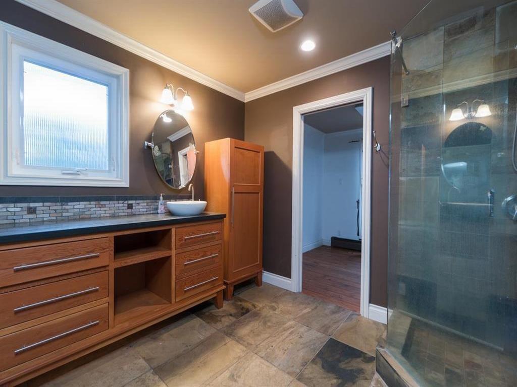 Listing Image for R3090659