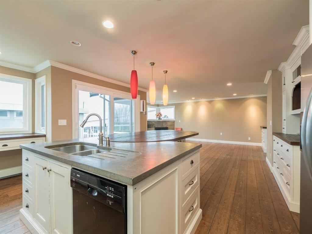 Listing Image for R3090659