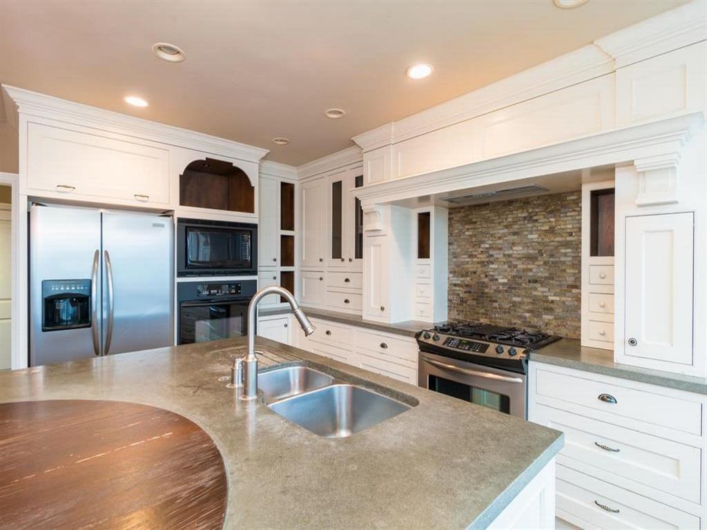 Listing Image for R3090659