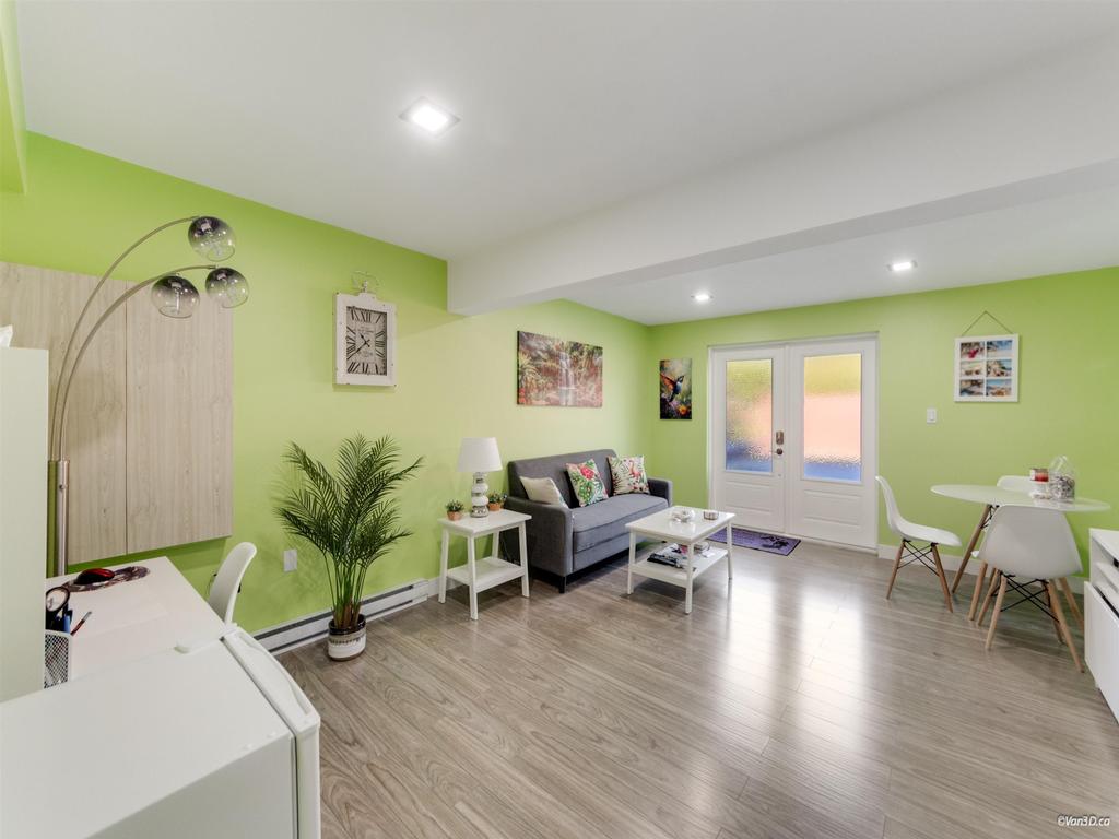 Listing Image for R3090669