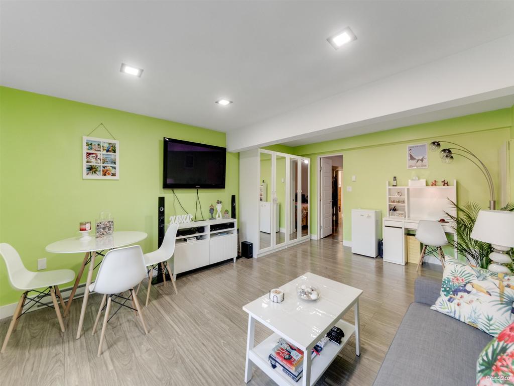 Listing Image for R3090669