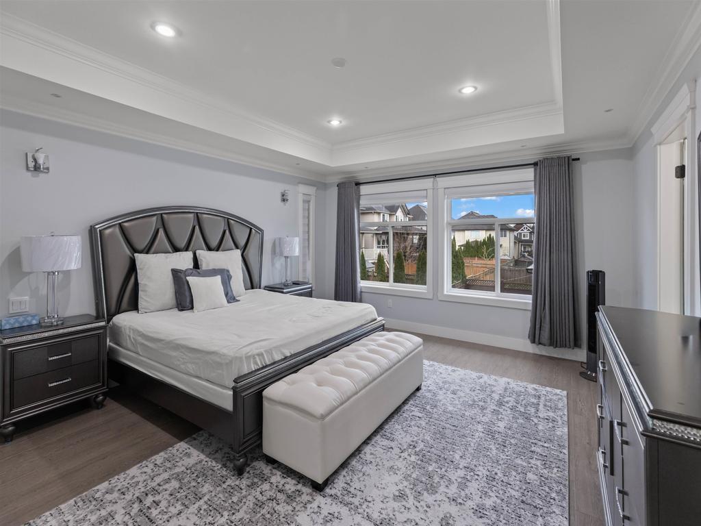 Listing Image for R3090677