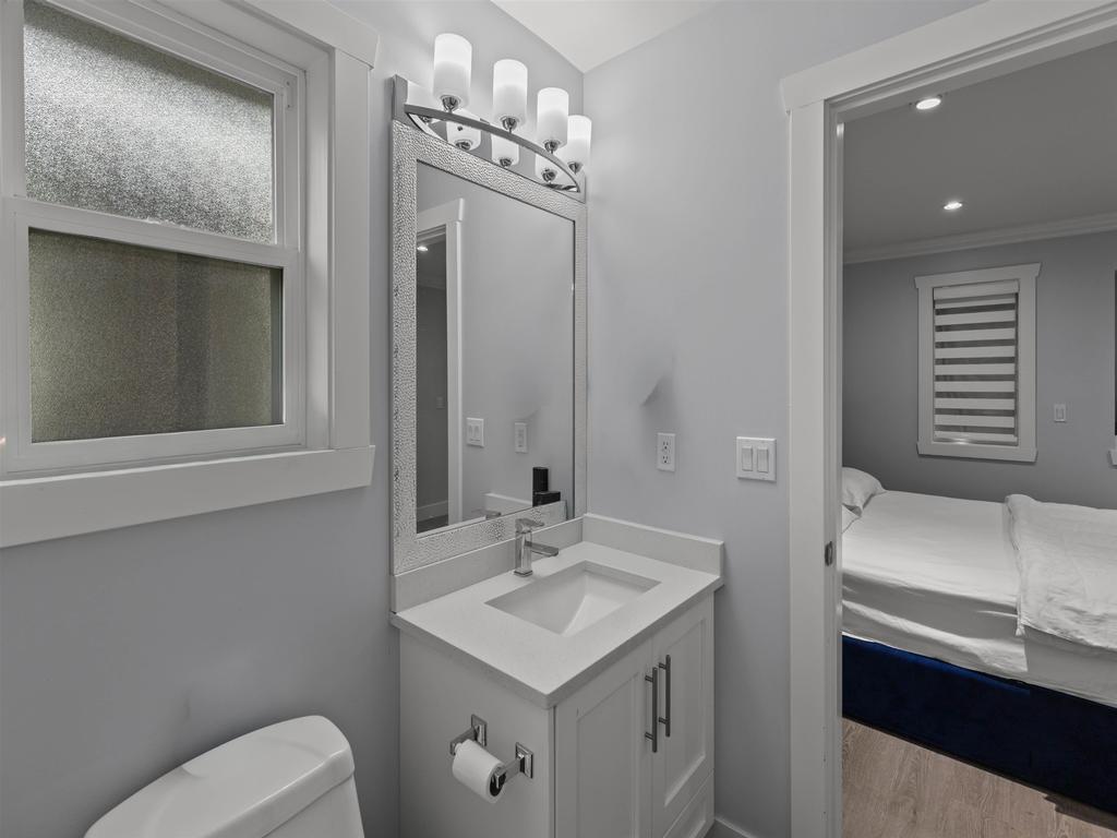 Listing Image for R3090677