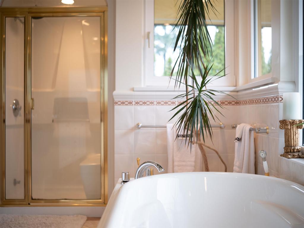 Listing Image for R3090683