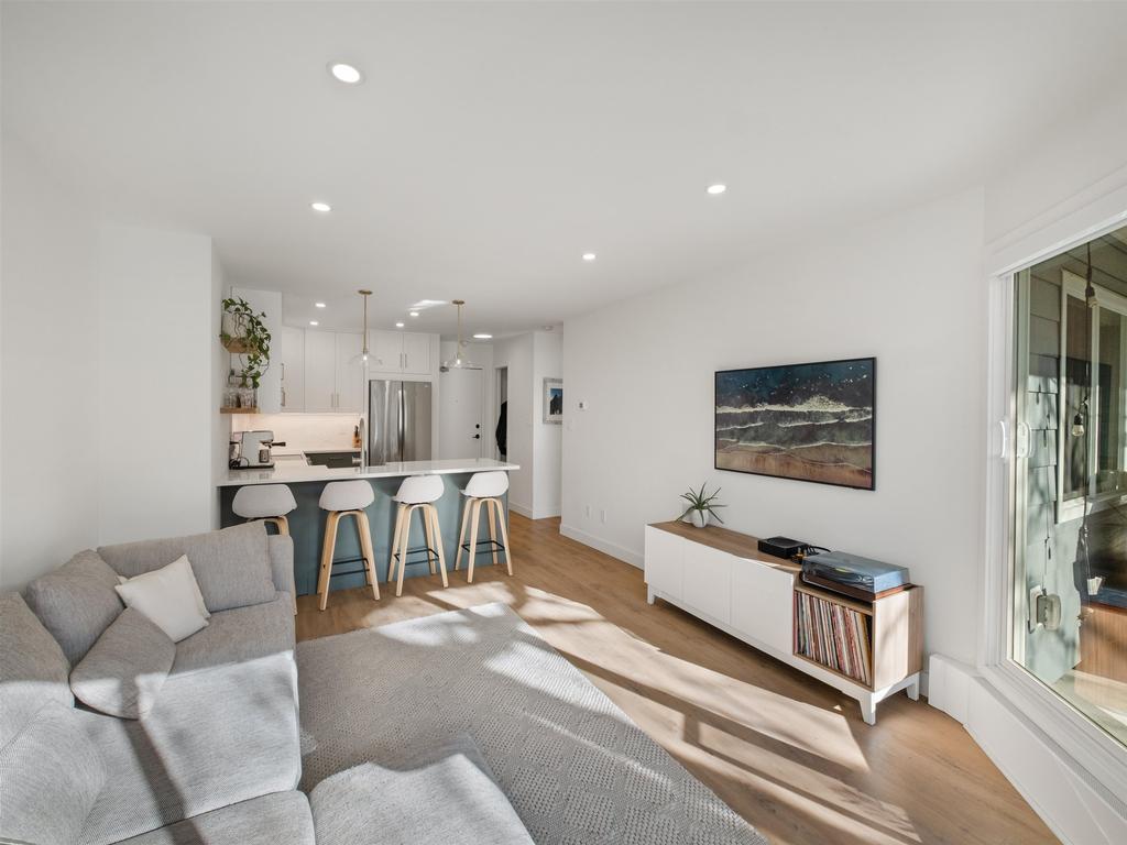 Listing Image for R3090688