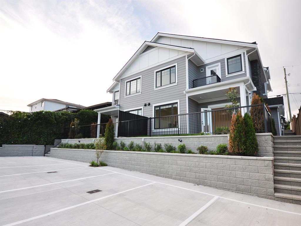 Listing Image for R3090693