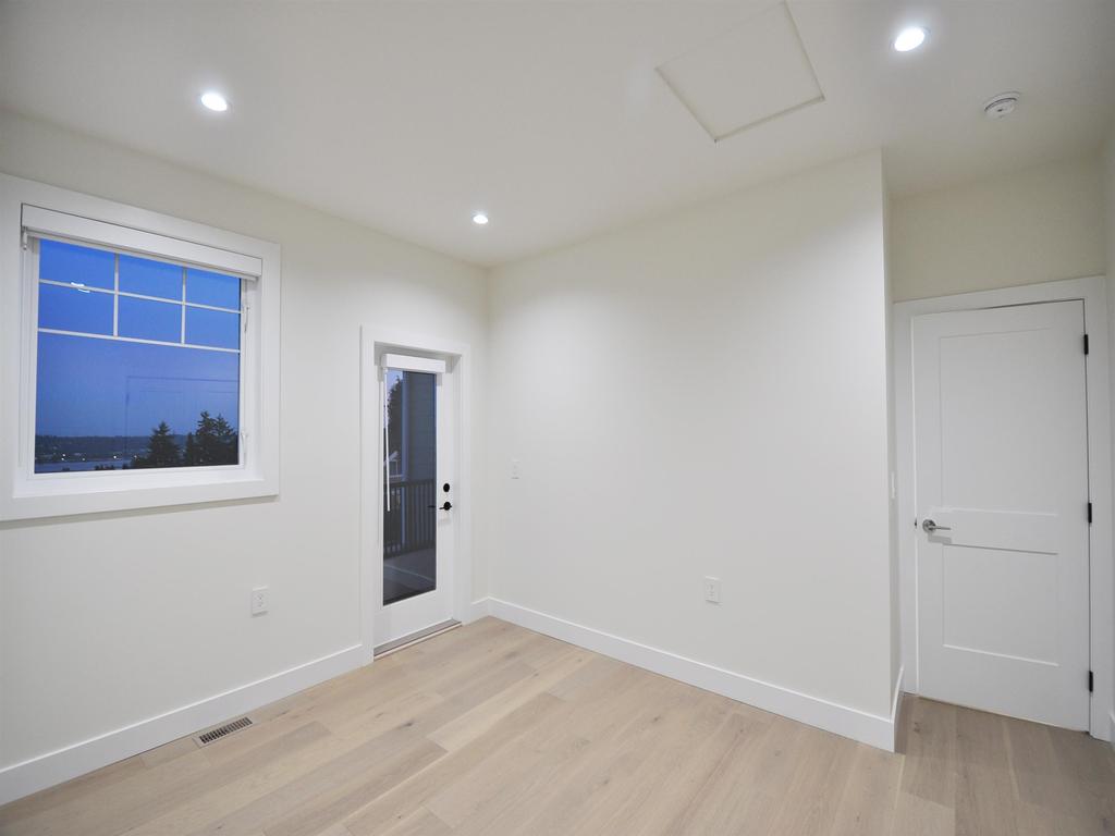 Listing Image for R3090693