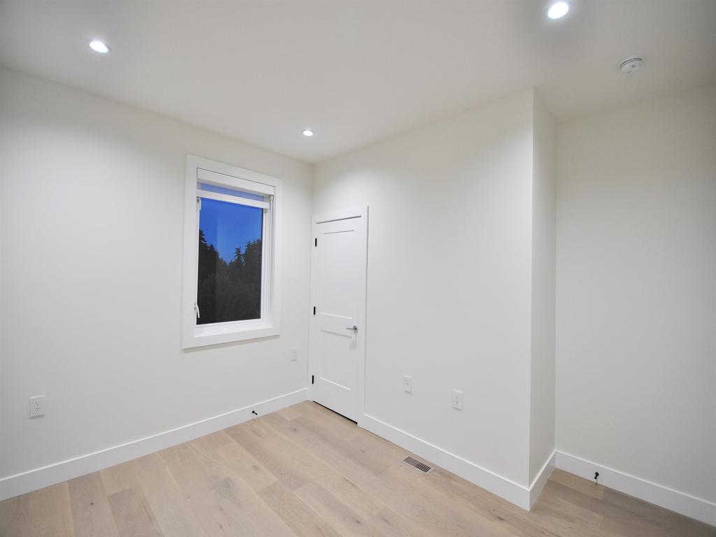 Listing Image for R3090693