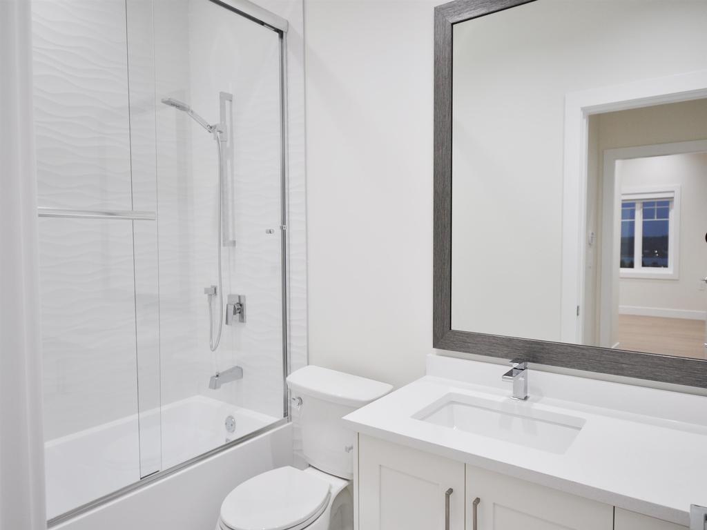 Listing Image for R3090693