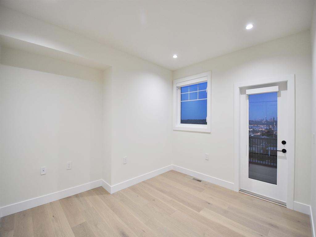 Listing Image for R3090693