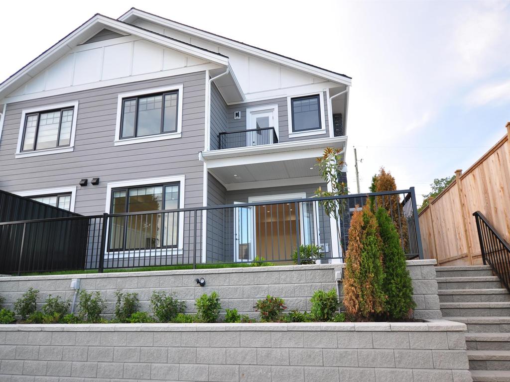 Listing Image for R3090693