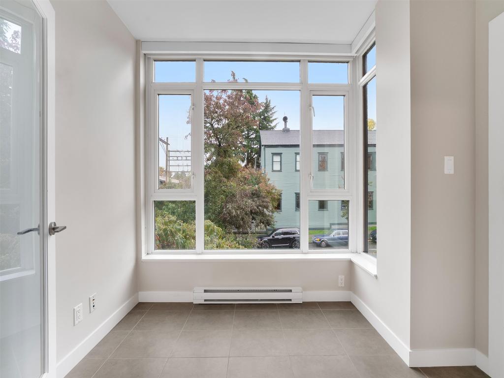 Listing Image for R3090711