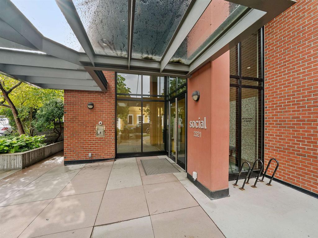 Listing Image for R3090711