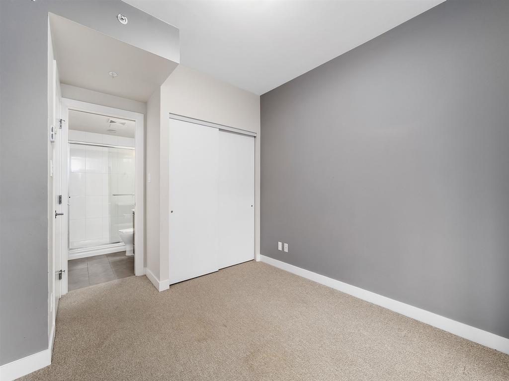 Listing Image for R3090711