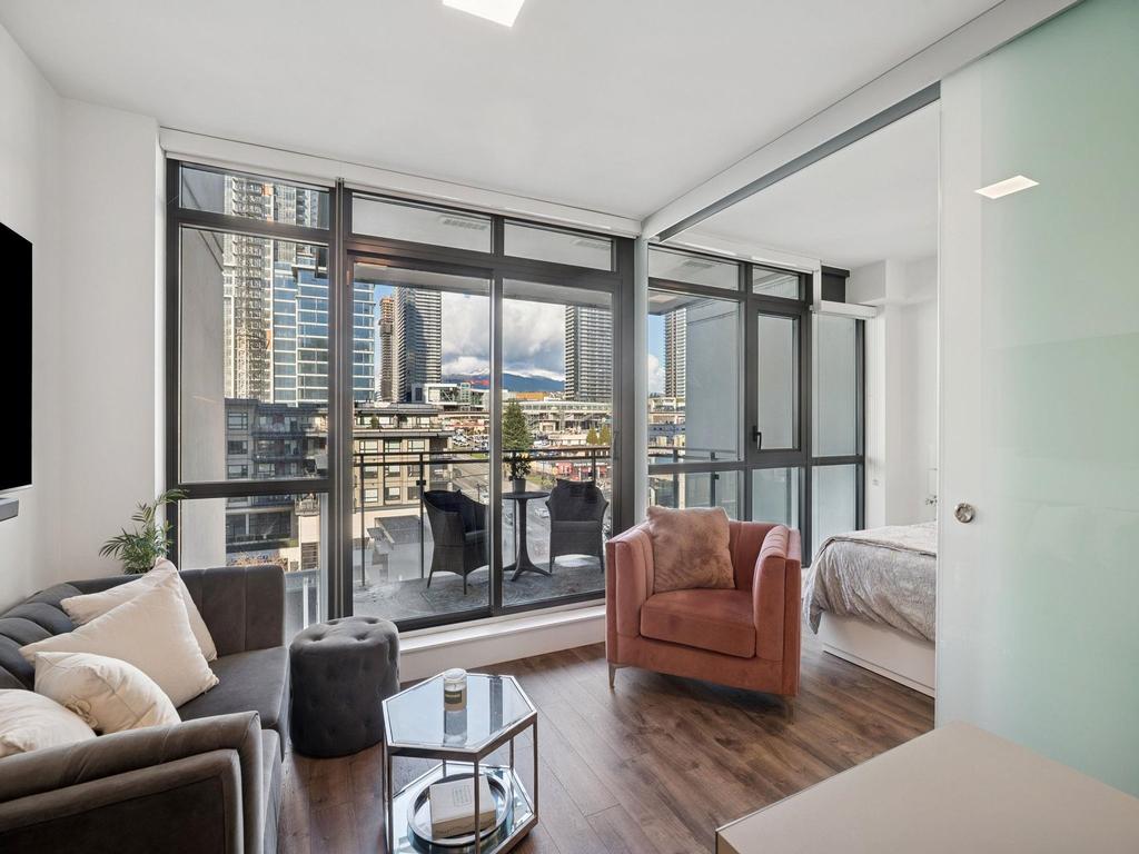 Listing Image for R3090718