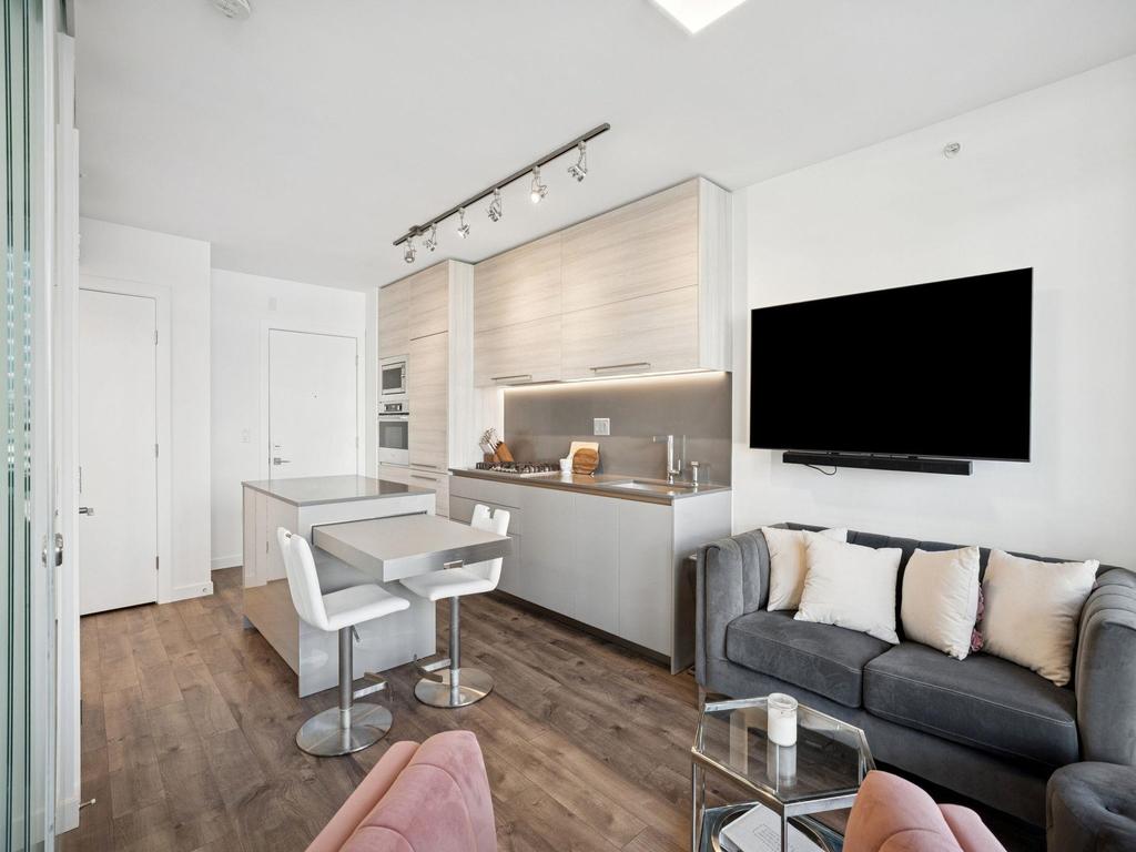 Listing Image for R3090718