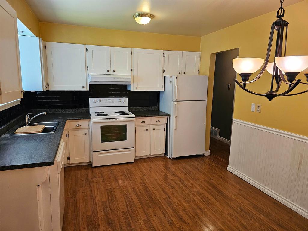 Listing Image for R3090721