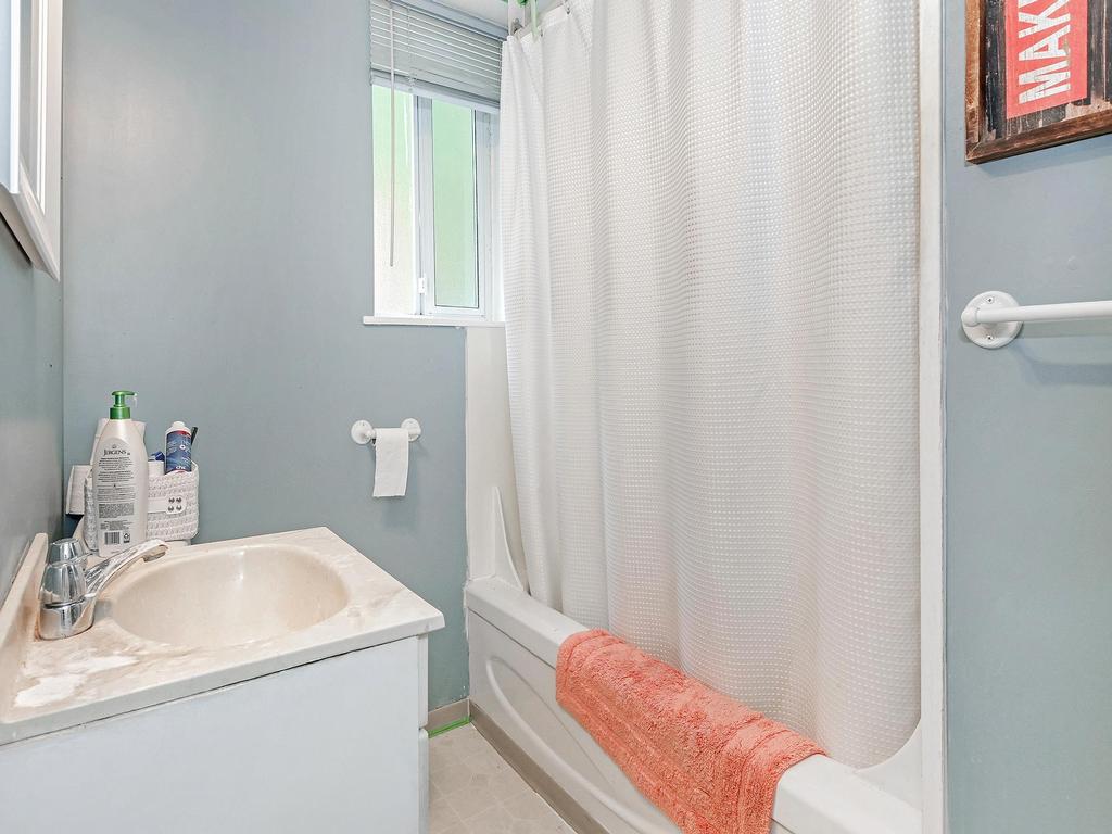 Listing Image for R3090721