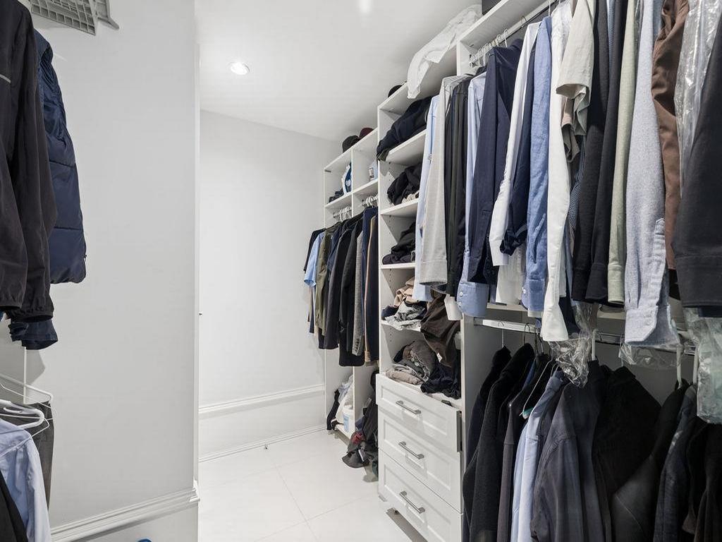 Listing Image for R3090722