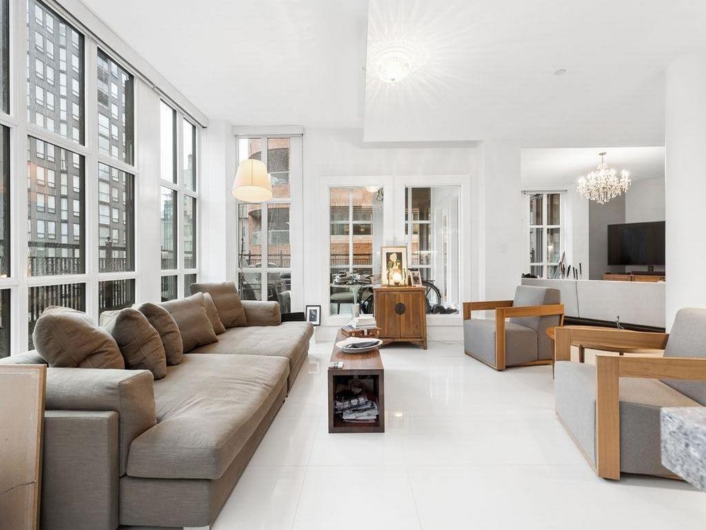 Listing Image for R3090722