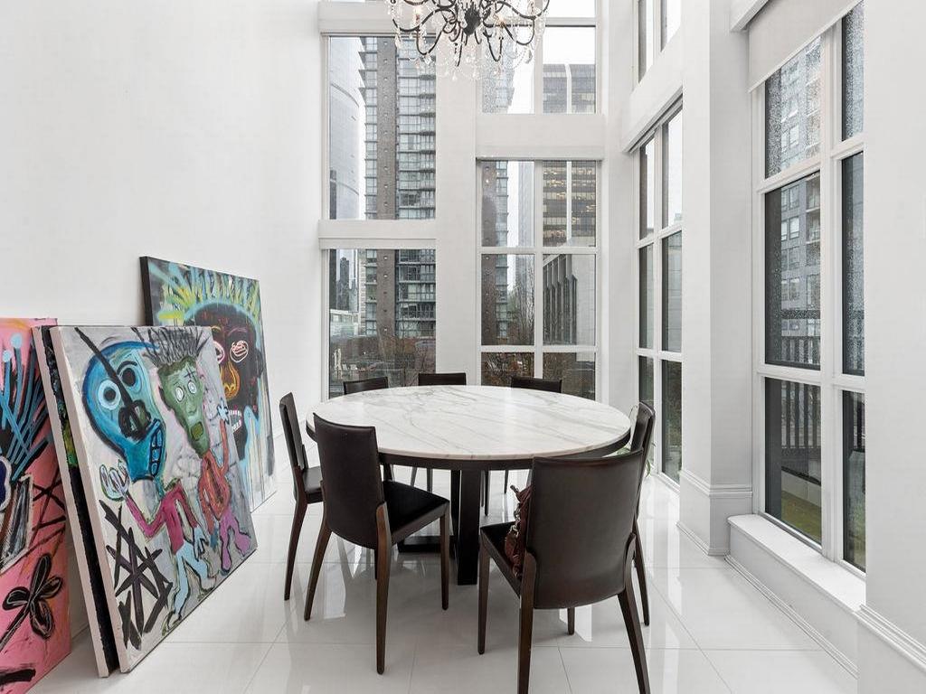 Listing Image for R3090722