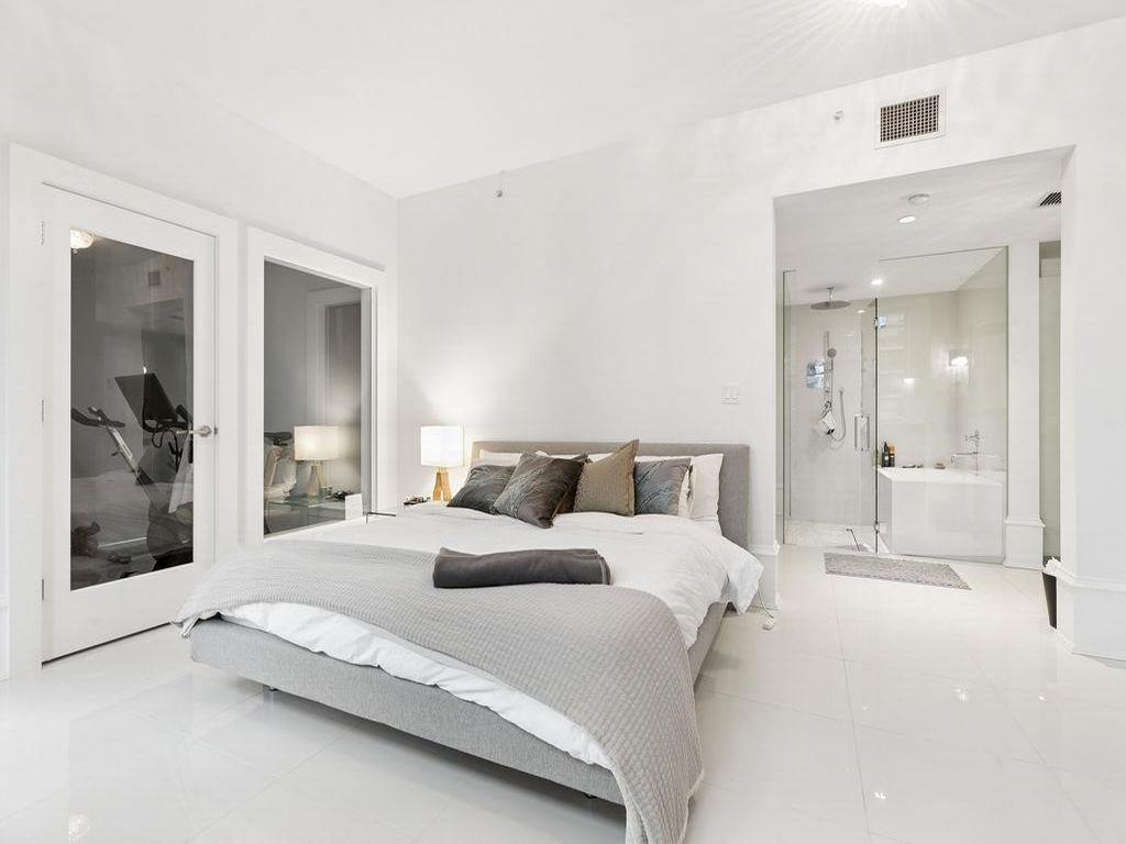 Listing Image for R3090722