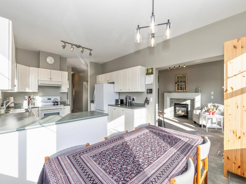 Listing Image for R3090743