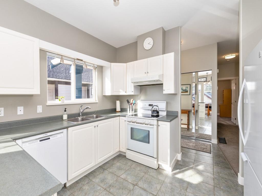 Listing Image for R3090743