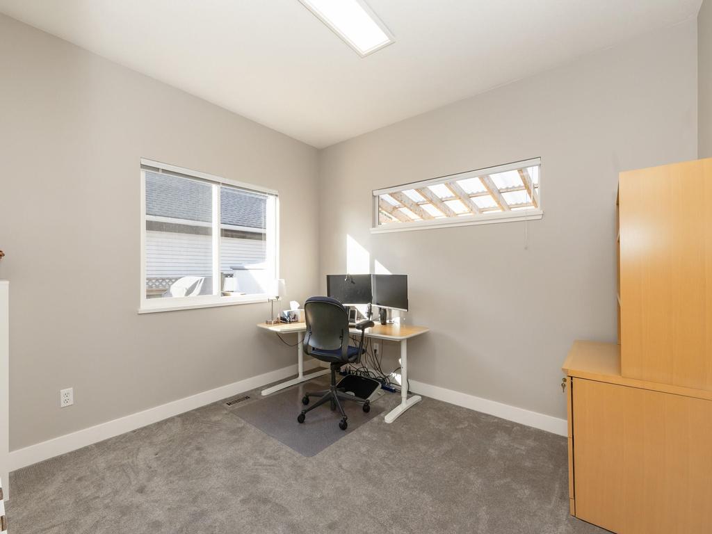 Listing Image for R3090743