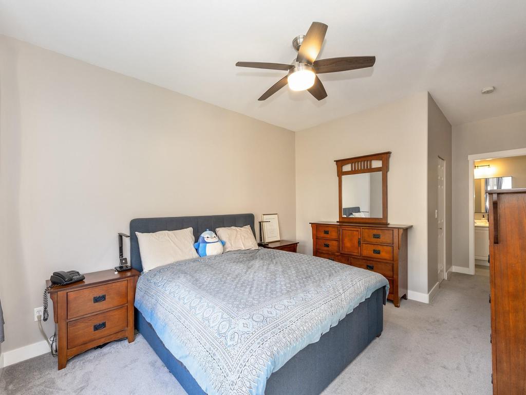 Listing Image for R3090743