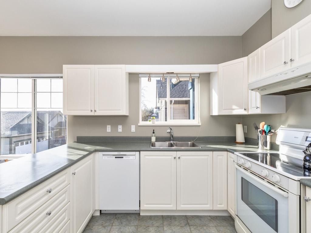 Listing Image for R3090743