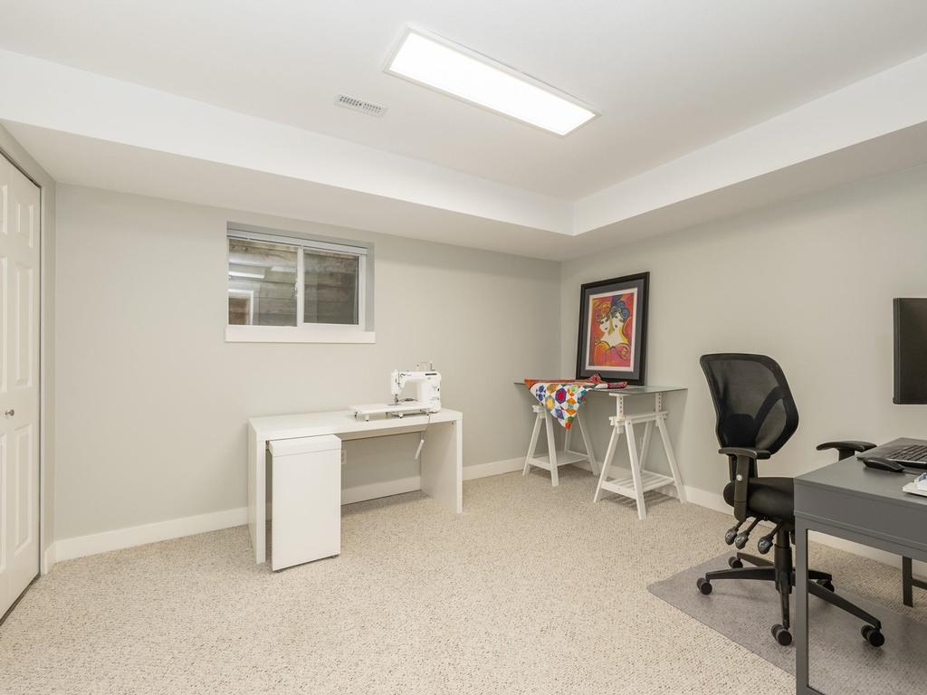 Listing Image for R3090743