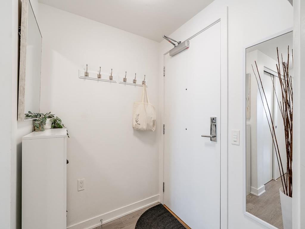 Listing Image for R3090749