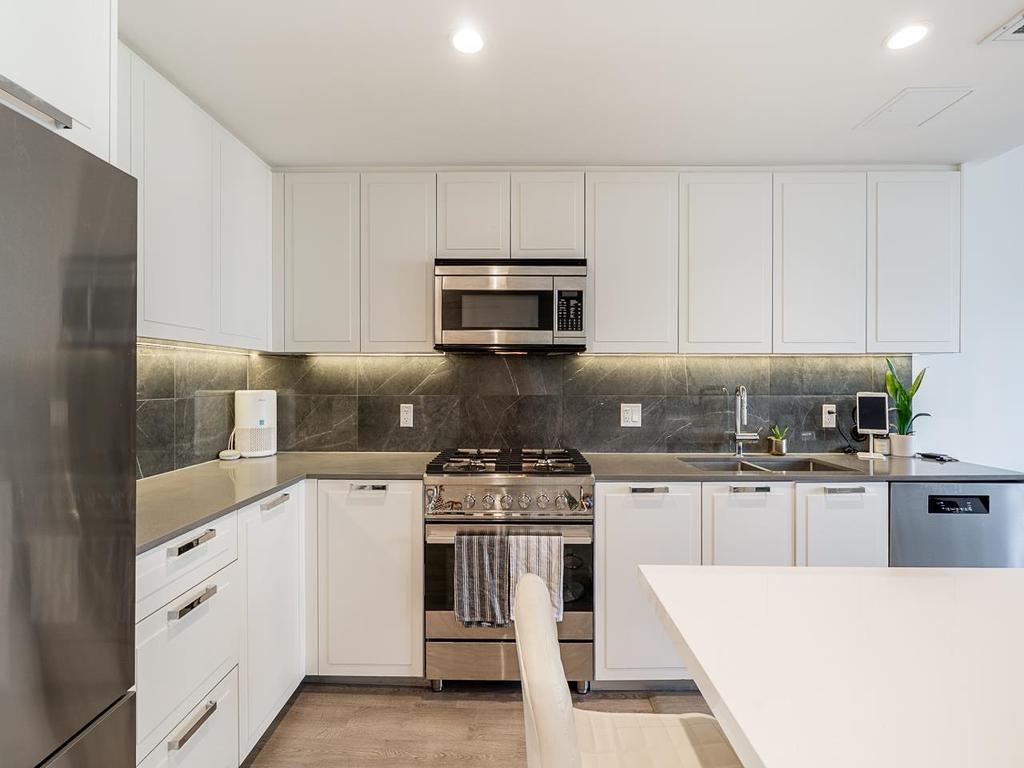 Listing Image for R3090749