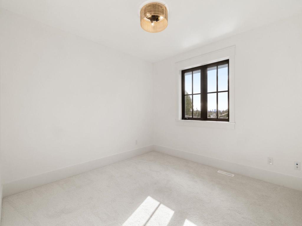 Listing Image for R3090750