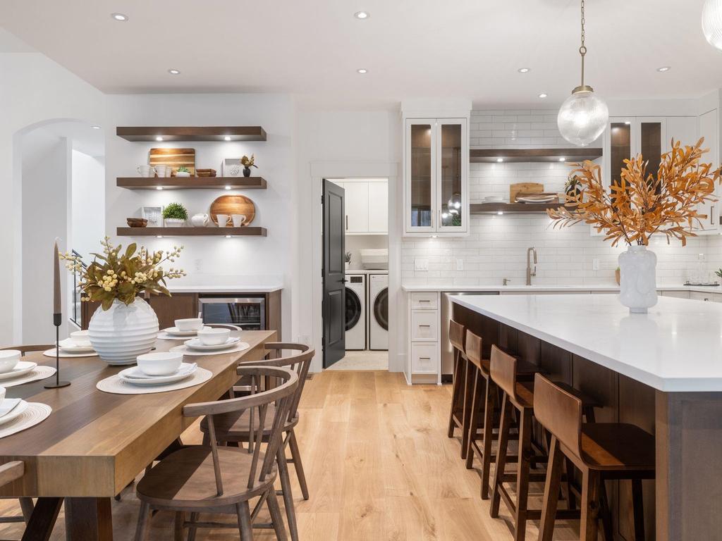 Listing Image for R3090750