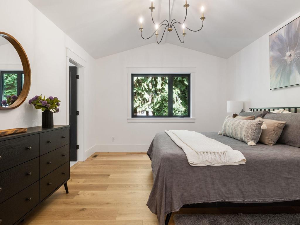 Listing Image for R3090750