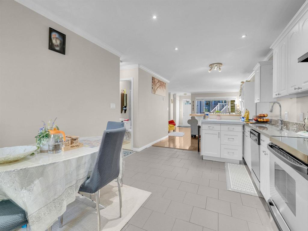 Listing Image for R3090754