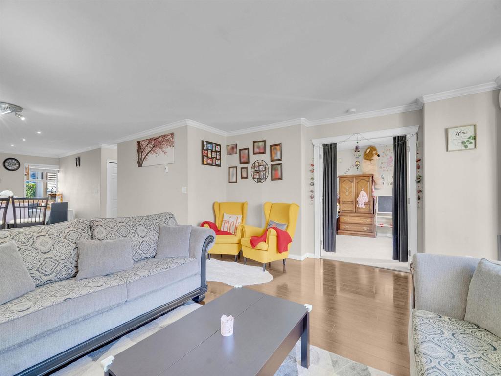 Listing Image for R3090754