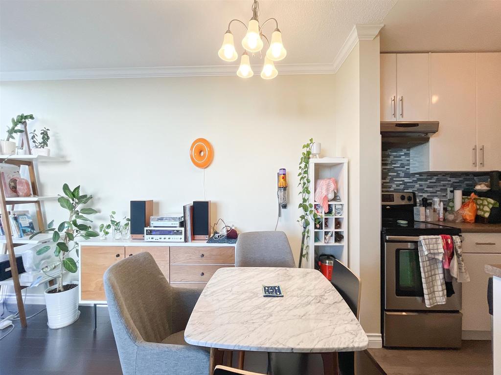 Listing Image for R3090762