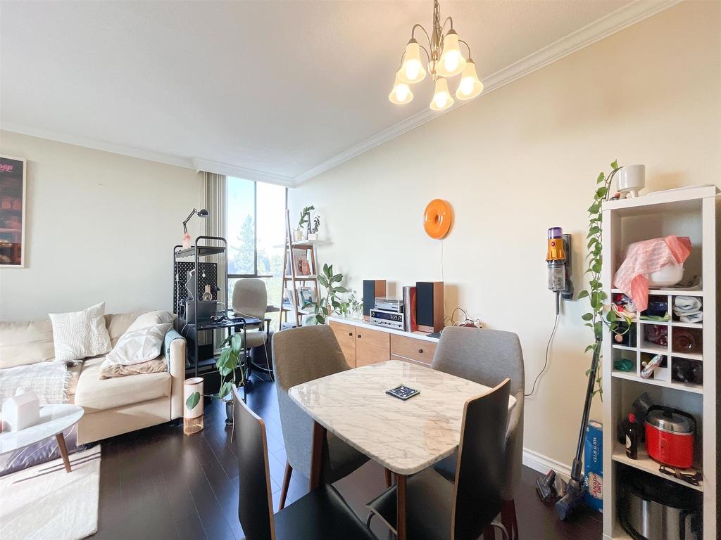 Listing Image for R3090762