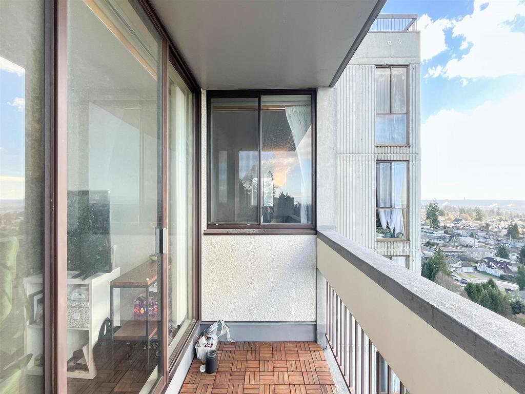 Listing Image for R3090762