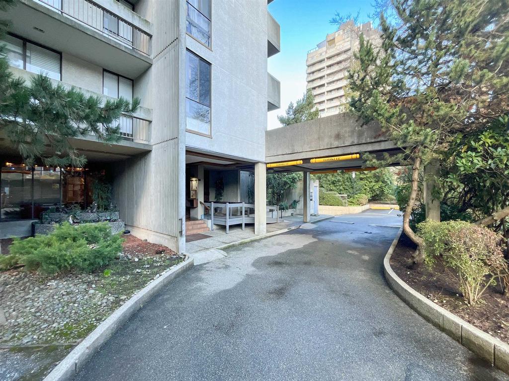 Listing Image for R3090762