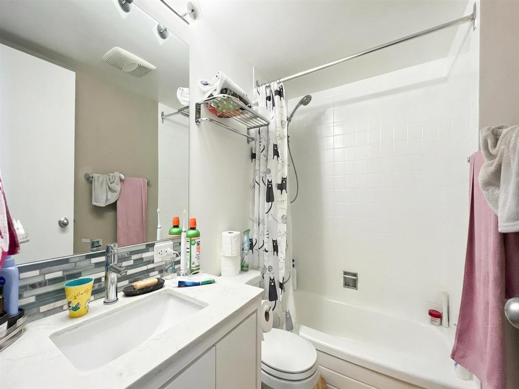 Listing Image for R3090762