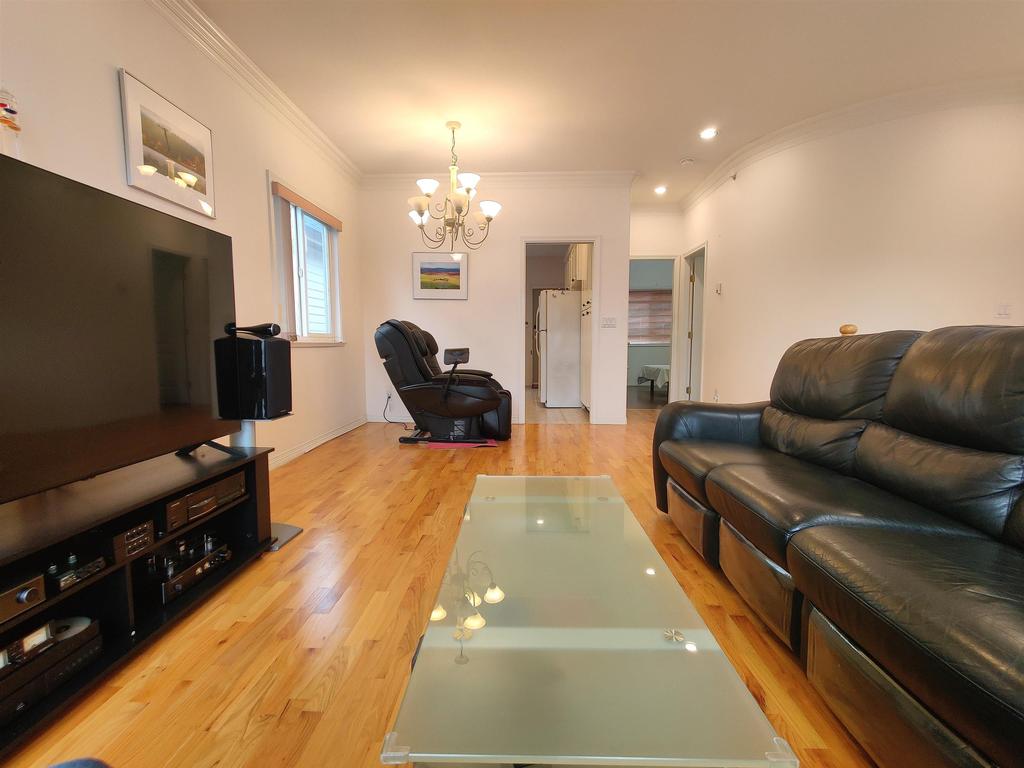 Listing Image for R3090779